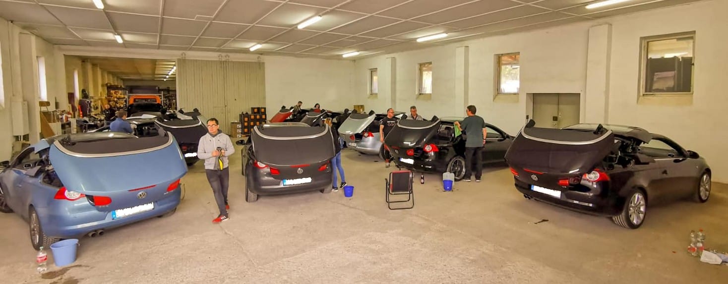 VW EOS Workshop in einer Halle